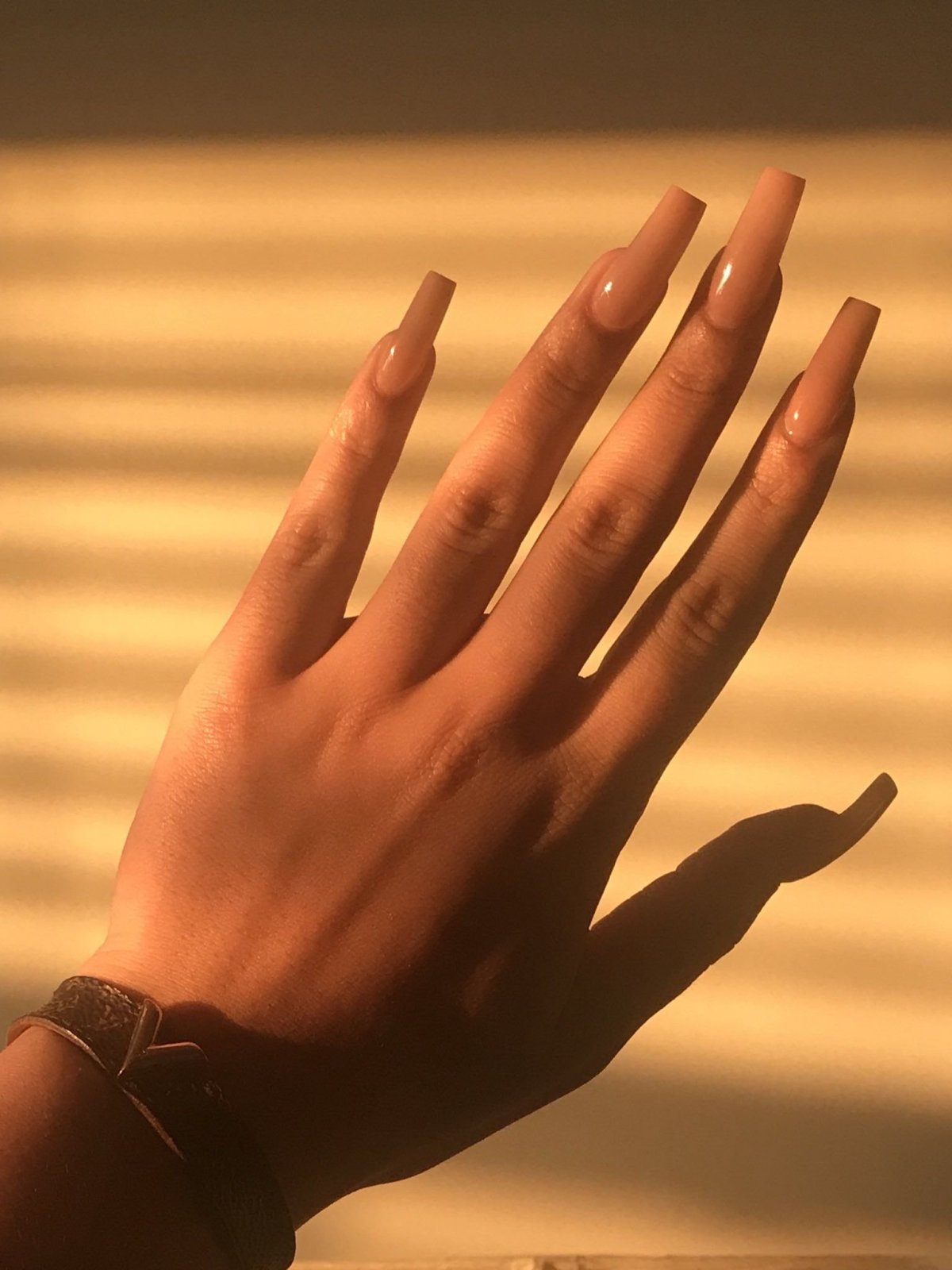 Женская рука