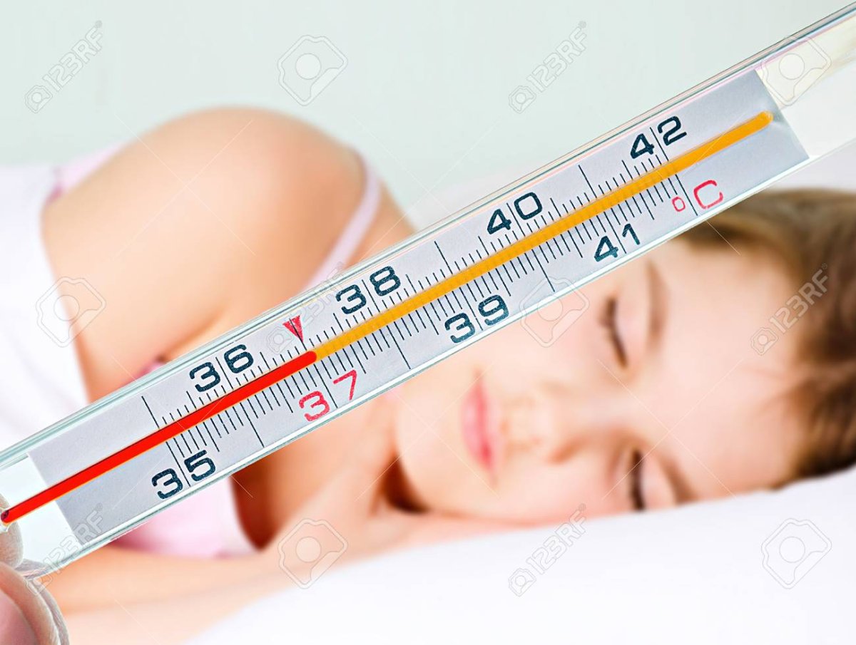 Человек с градусником