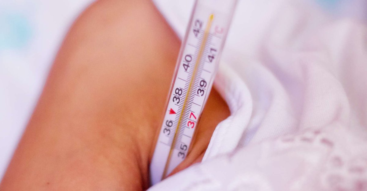 Градусник на постели