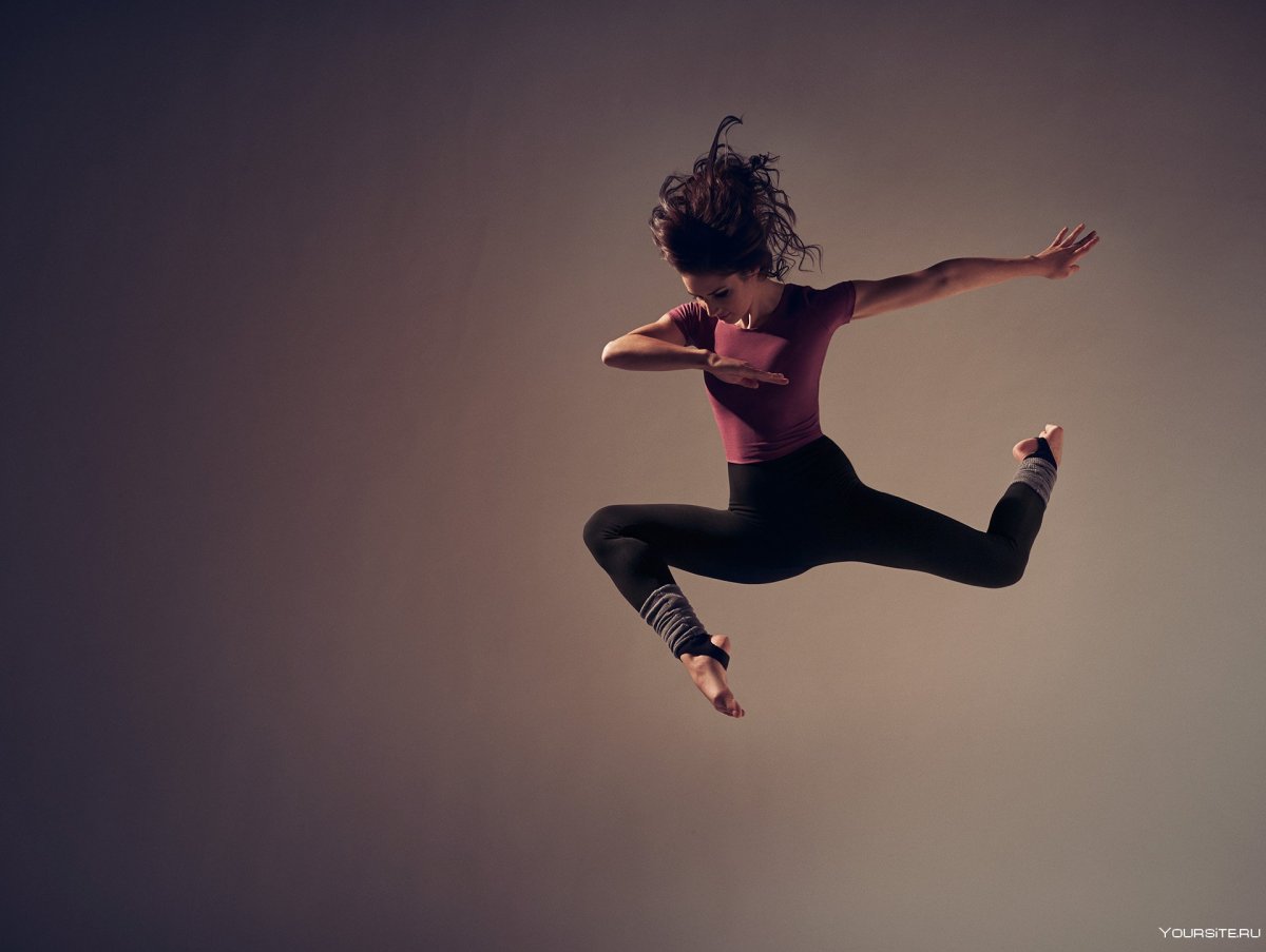 Современные танцы девушка