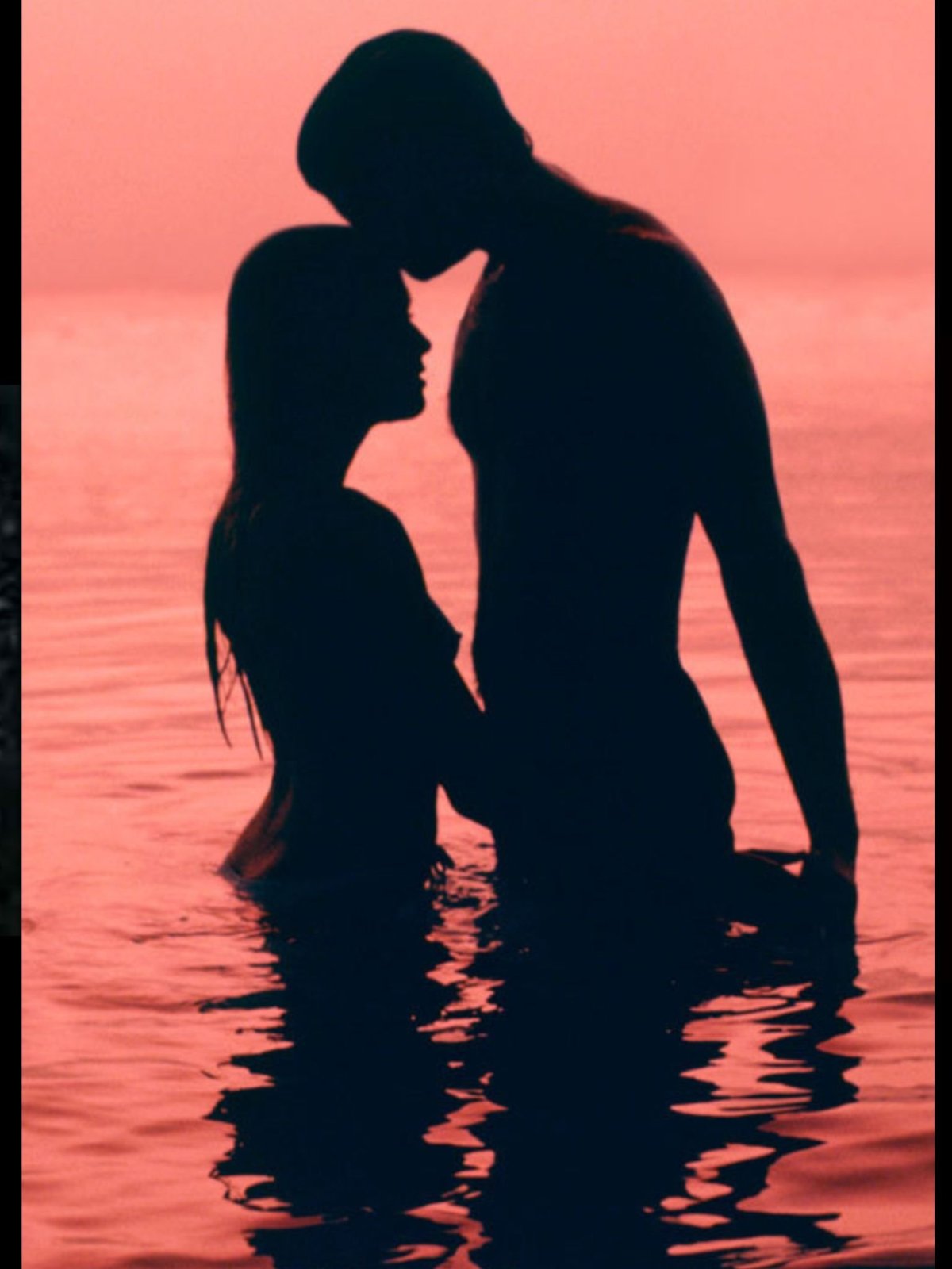 Влюбленные на закате