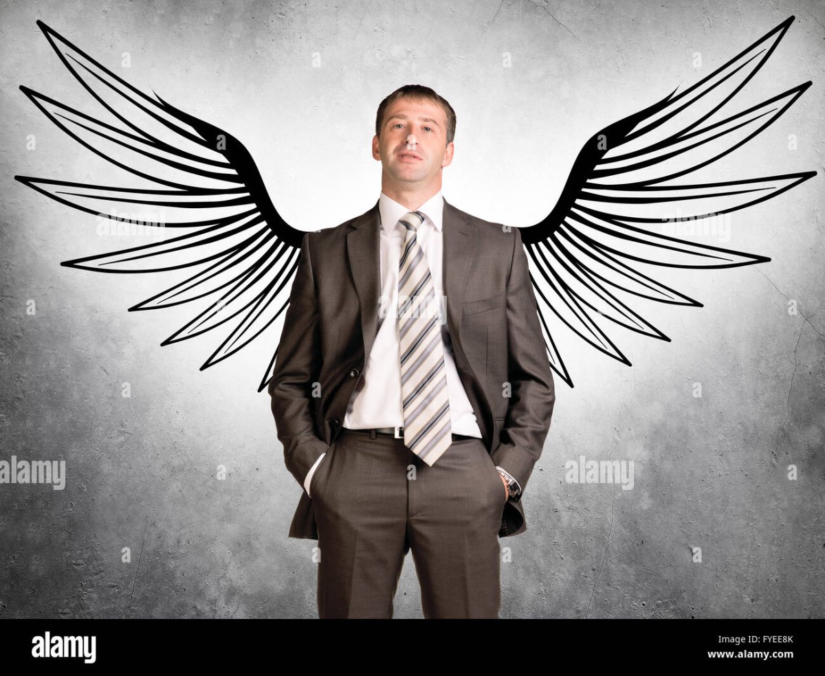 Крылья в образе человека