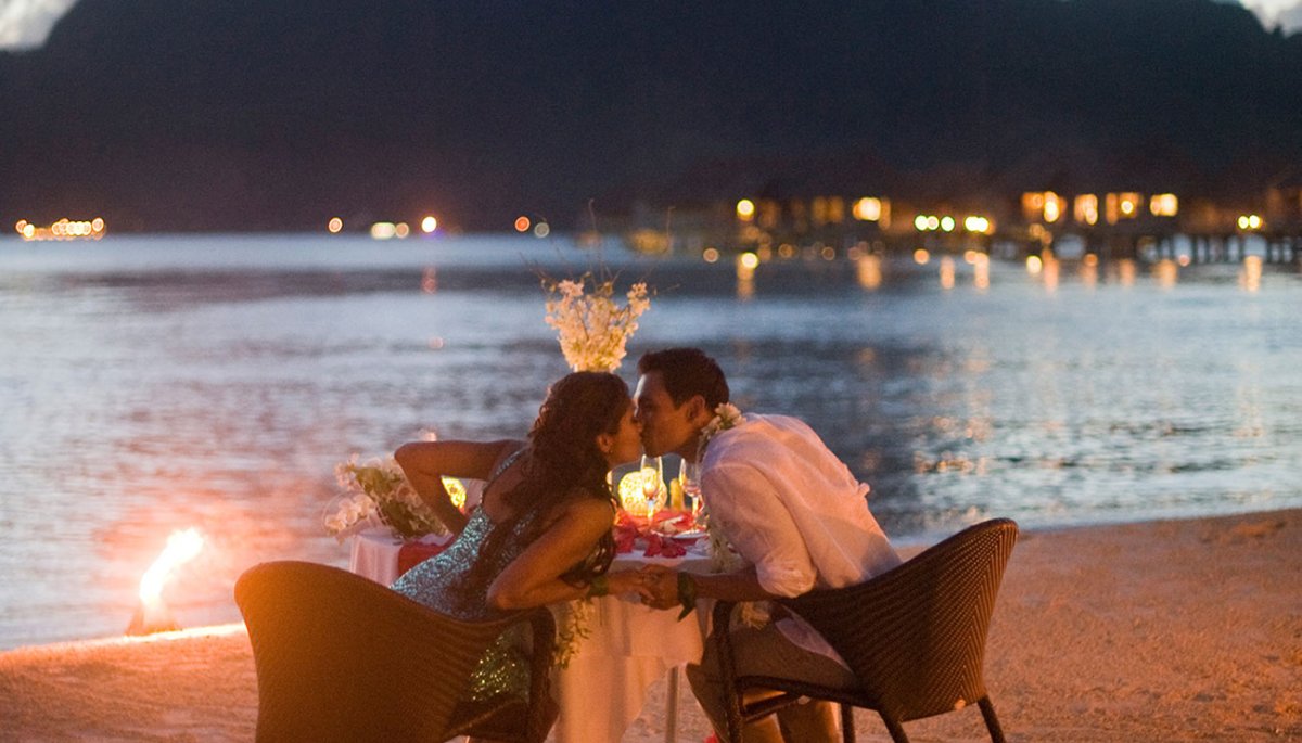 Романтический вечер у моря