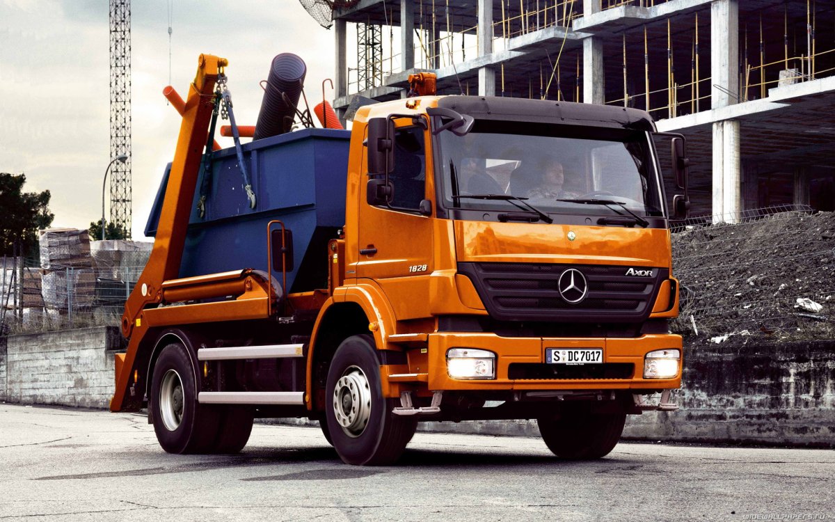 Mercedes-Benz Axor 1828
