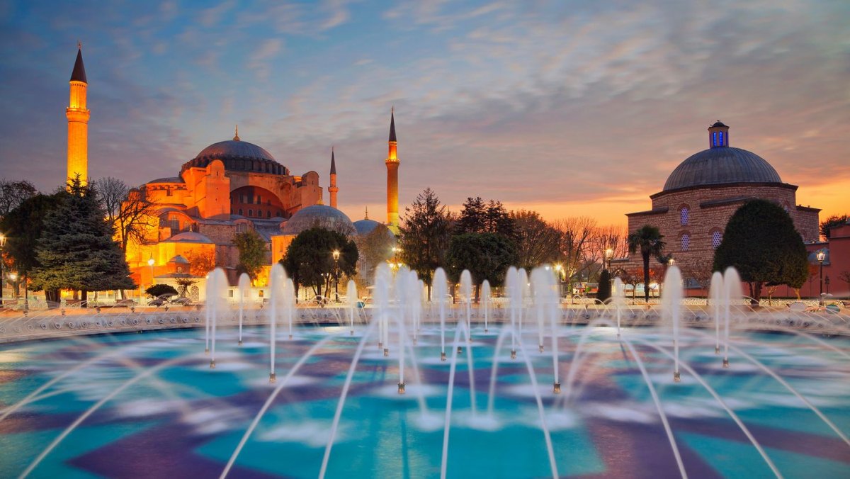 Собор Святой Софии фонтан