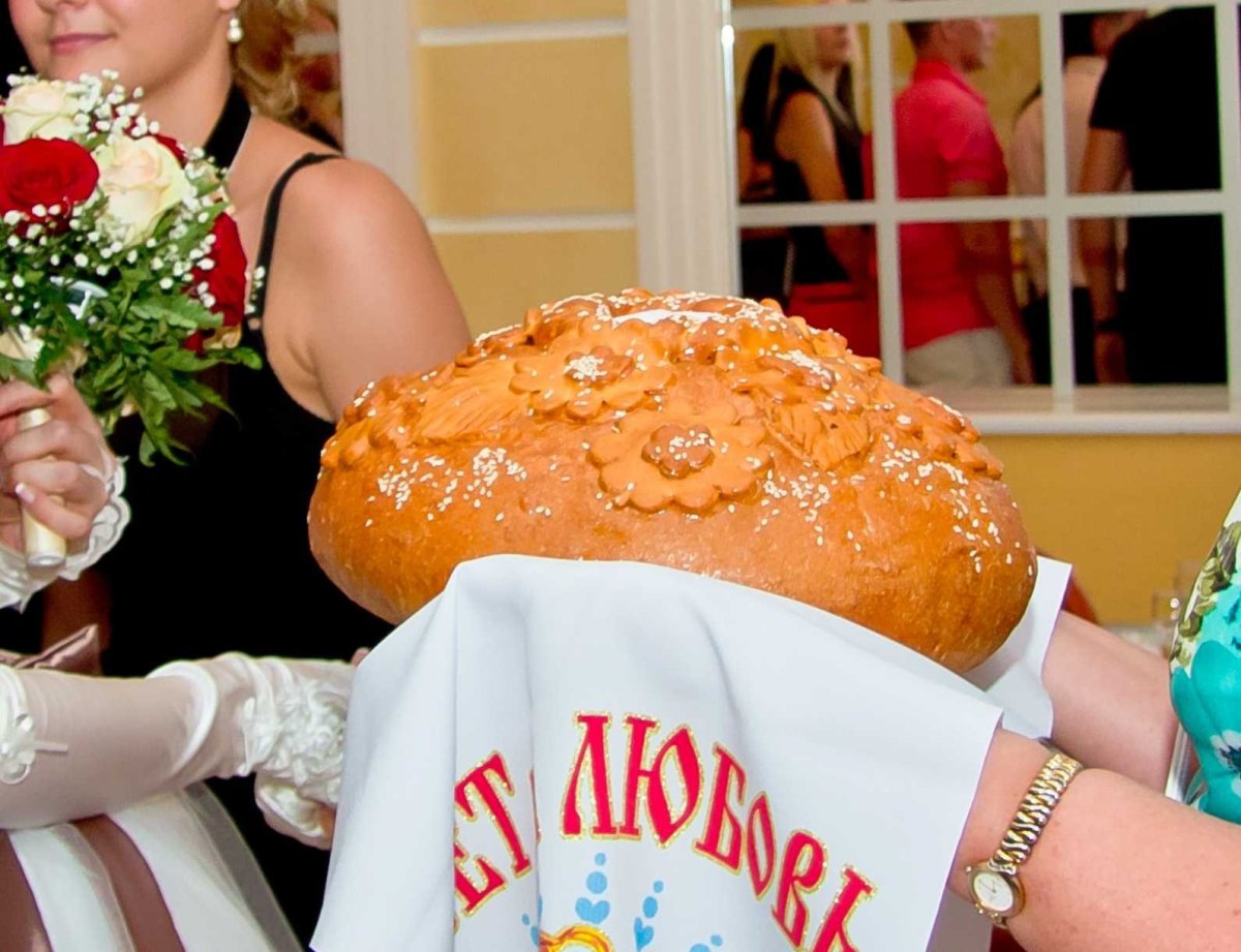 Свадебный каравай золотой Колос