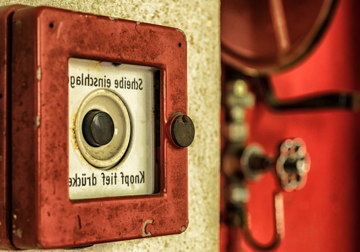 Старинная кнопка