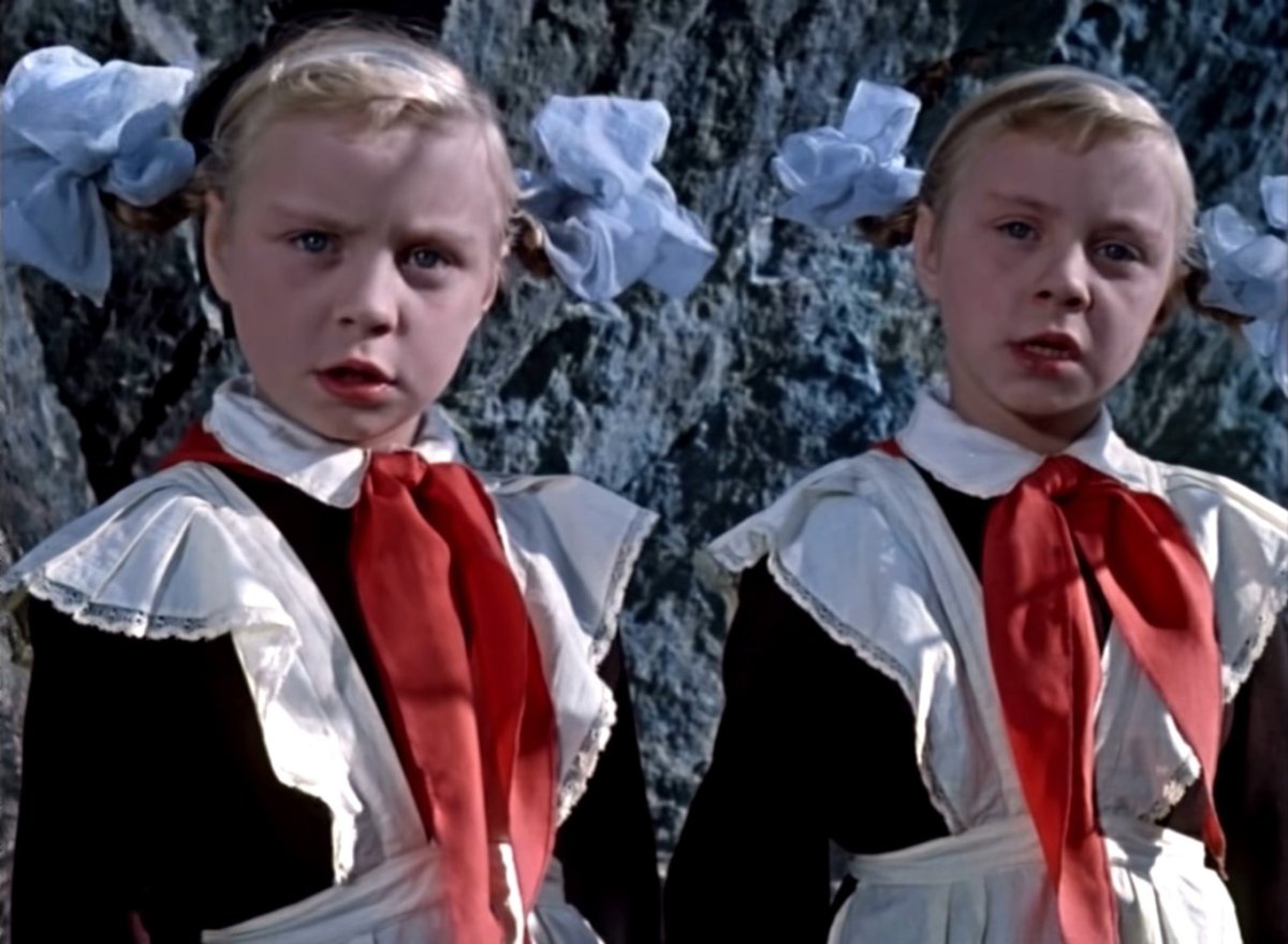 Вера Алтайская королевство кривых зеркал