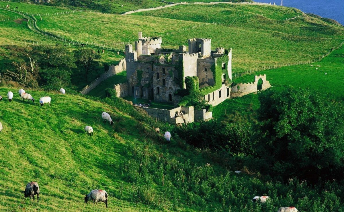 Замок Донегол Ирландия