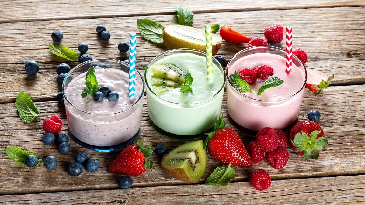 Йогурт с фруктами