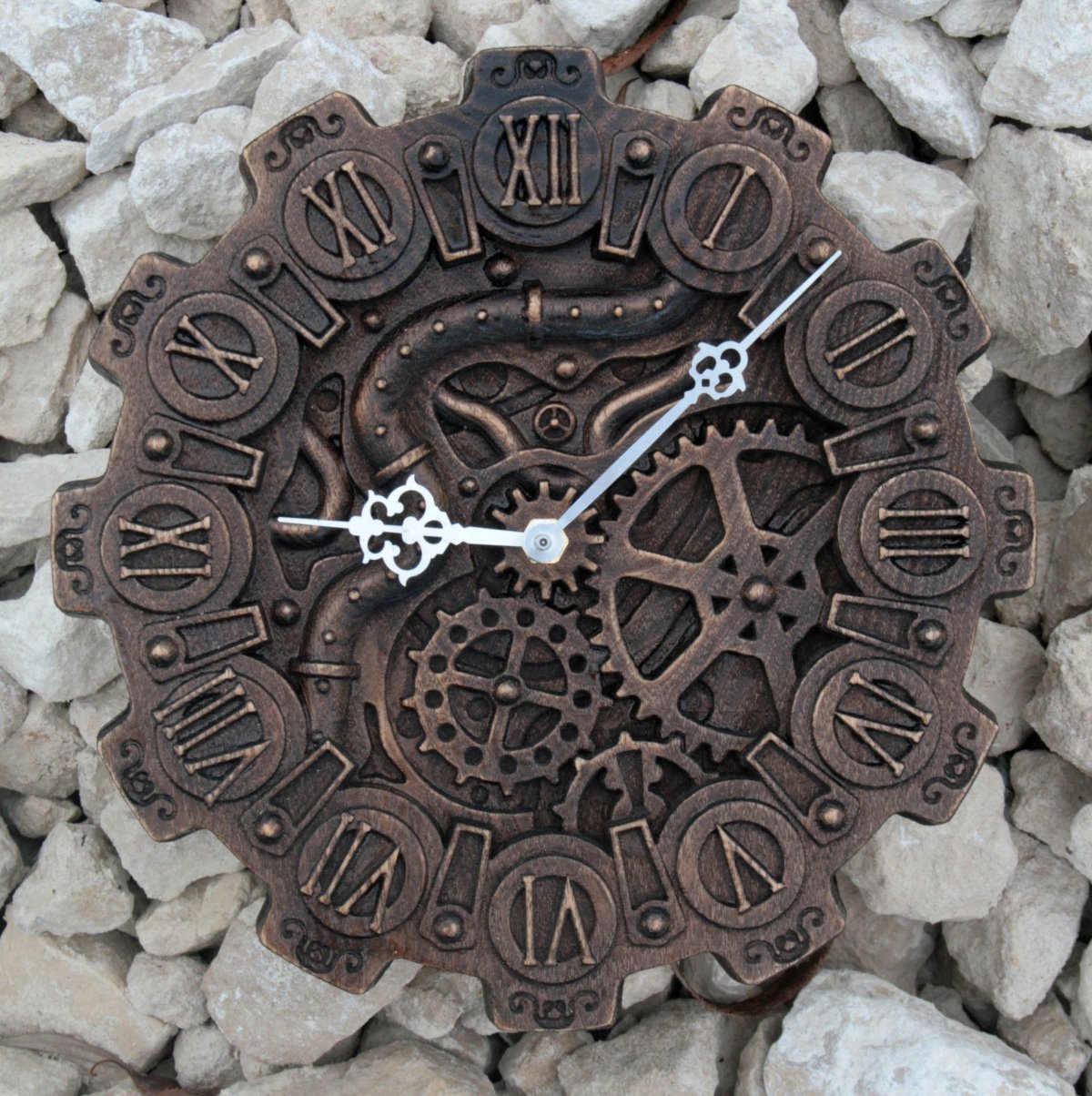 Часы из дерева