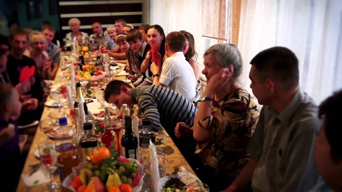 Смешное застолье