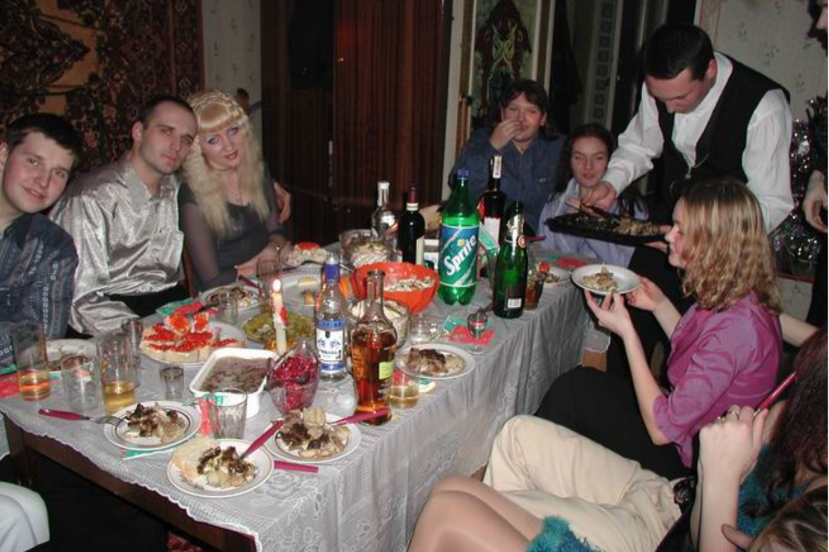 Пьяное застолье
