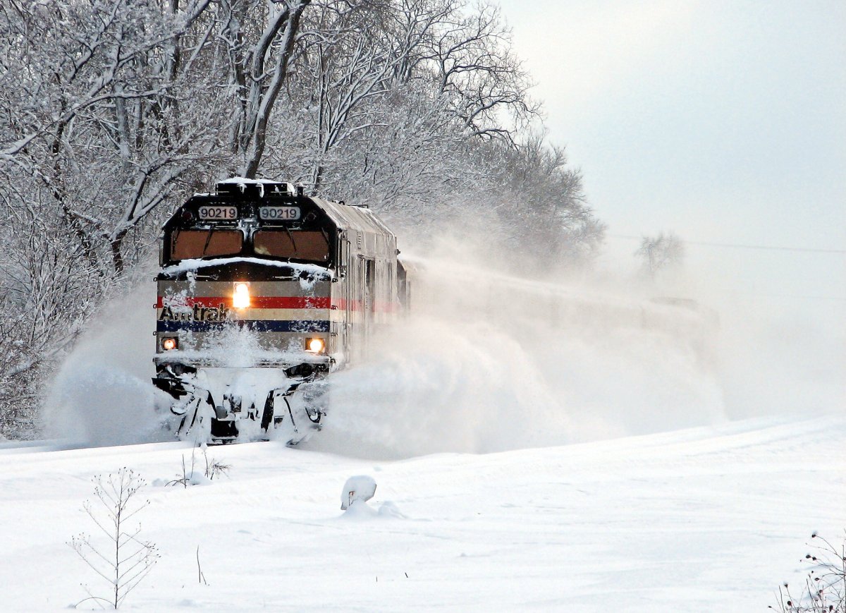 Поезд зимой