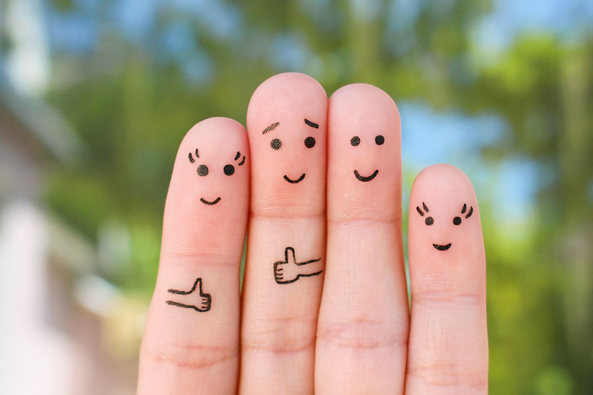 Рожицы на пальцах