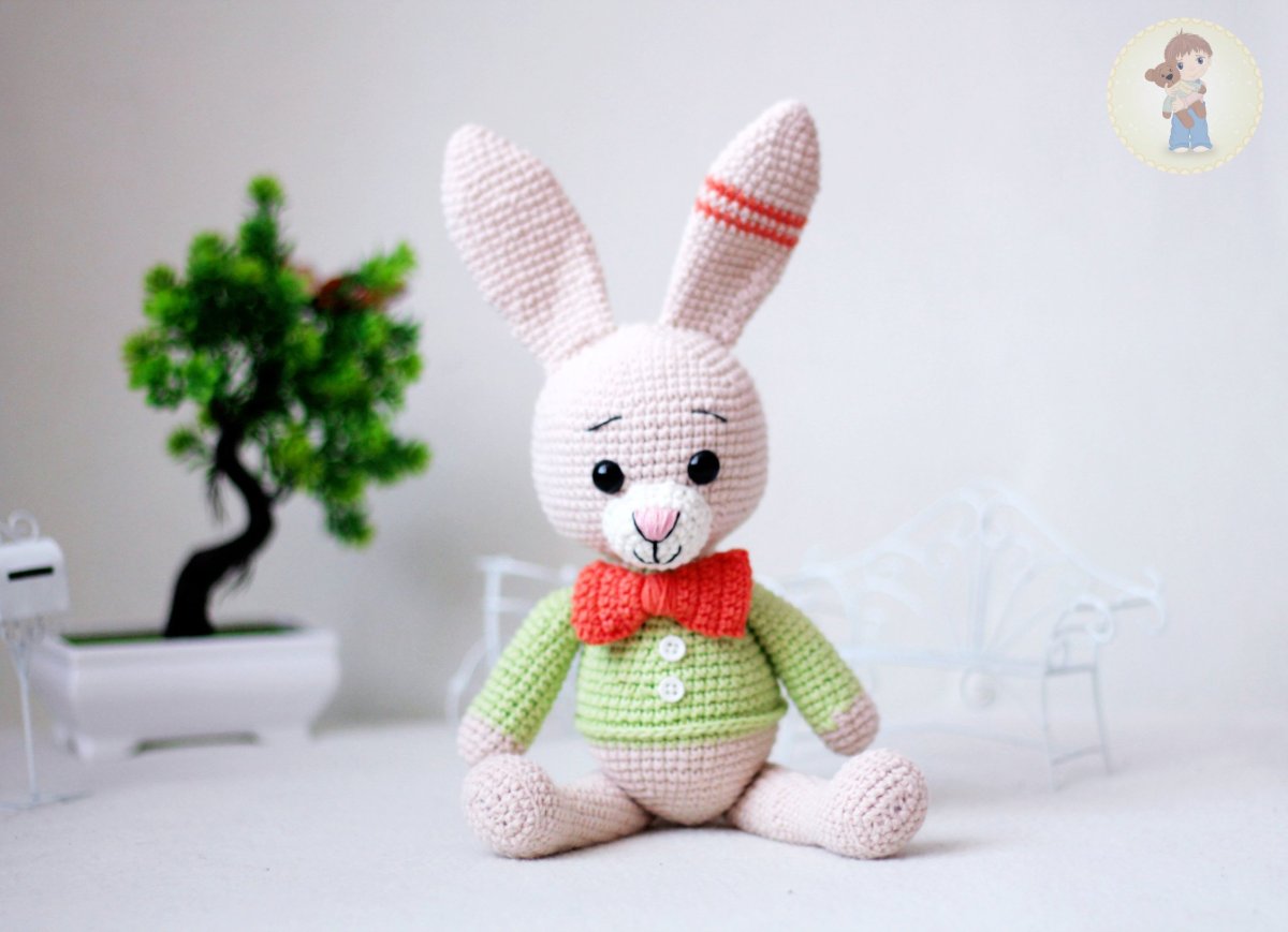 Зайка амигуруми Макеева
