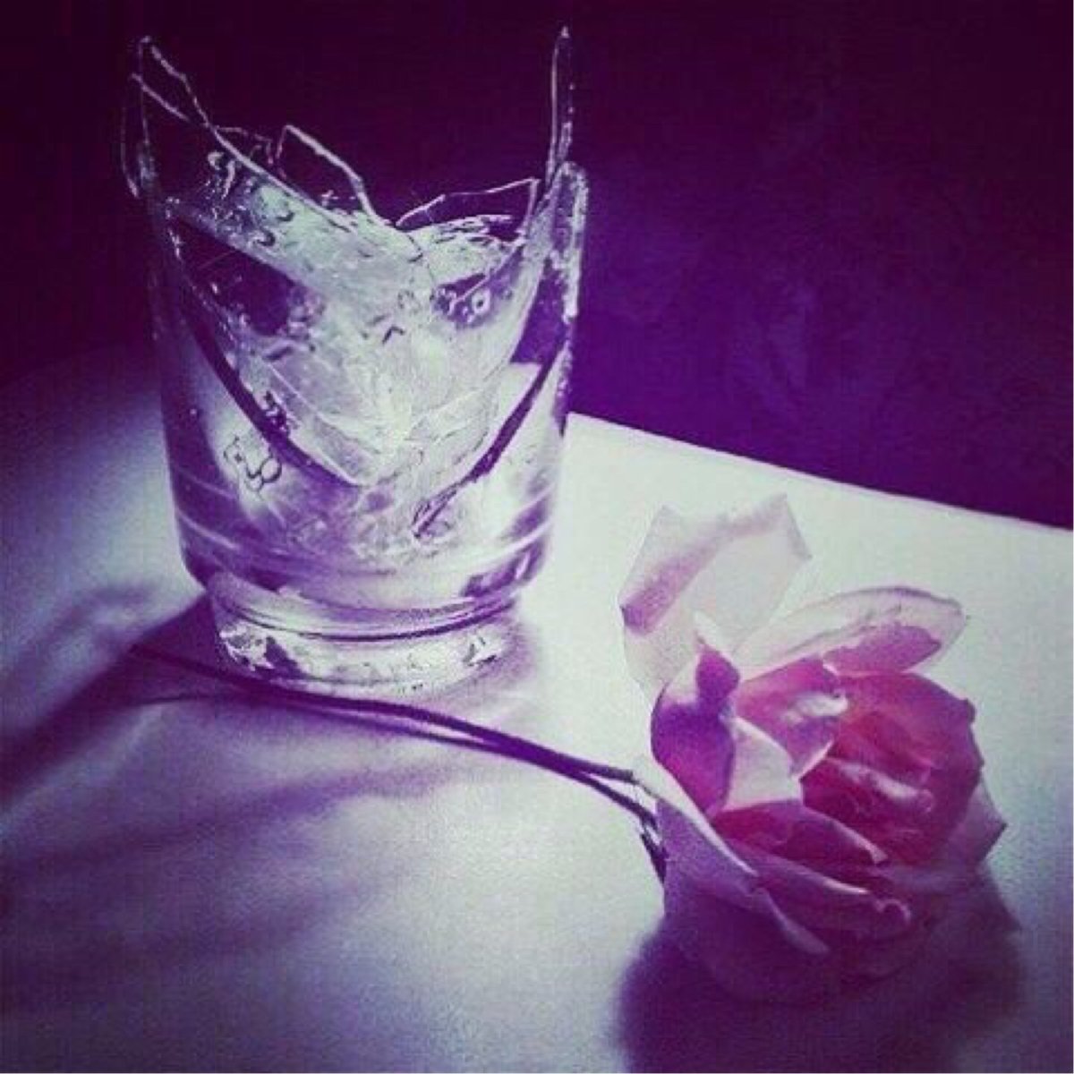 Разбитый бокал Эстетика