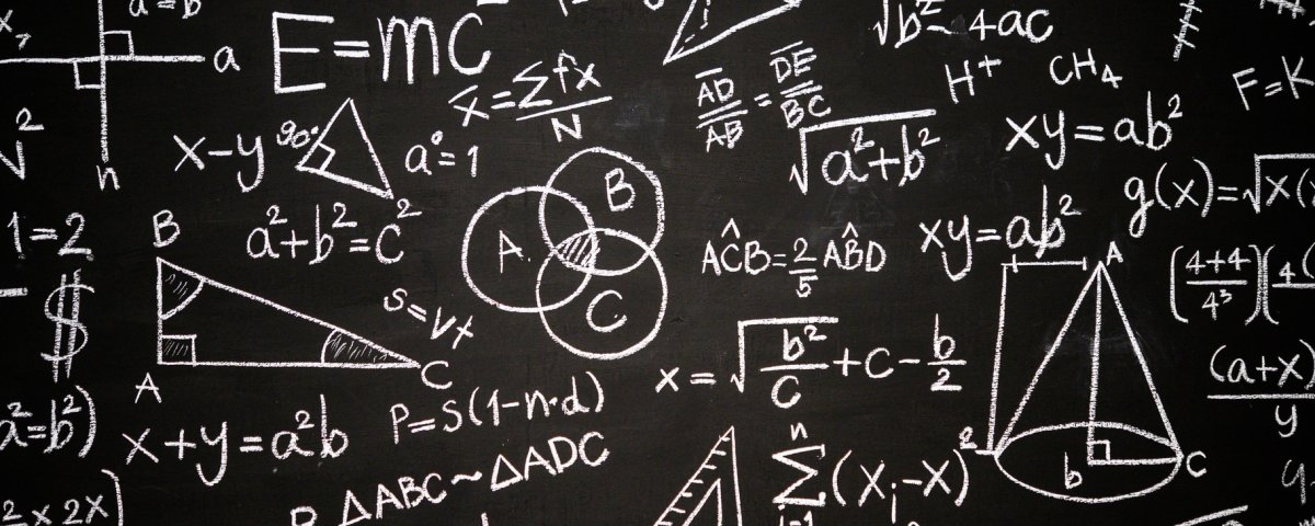 Математический фон черно белый