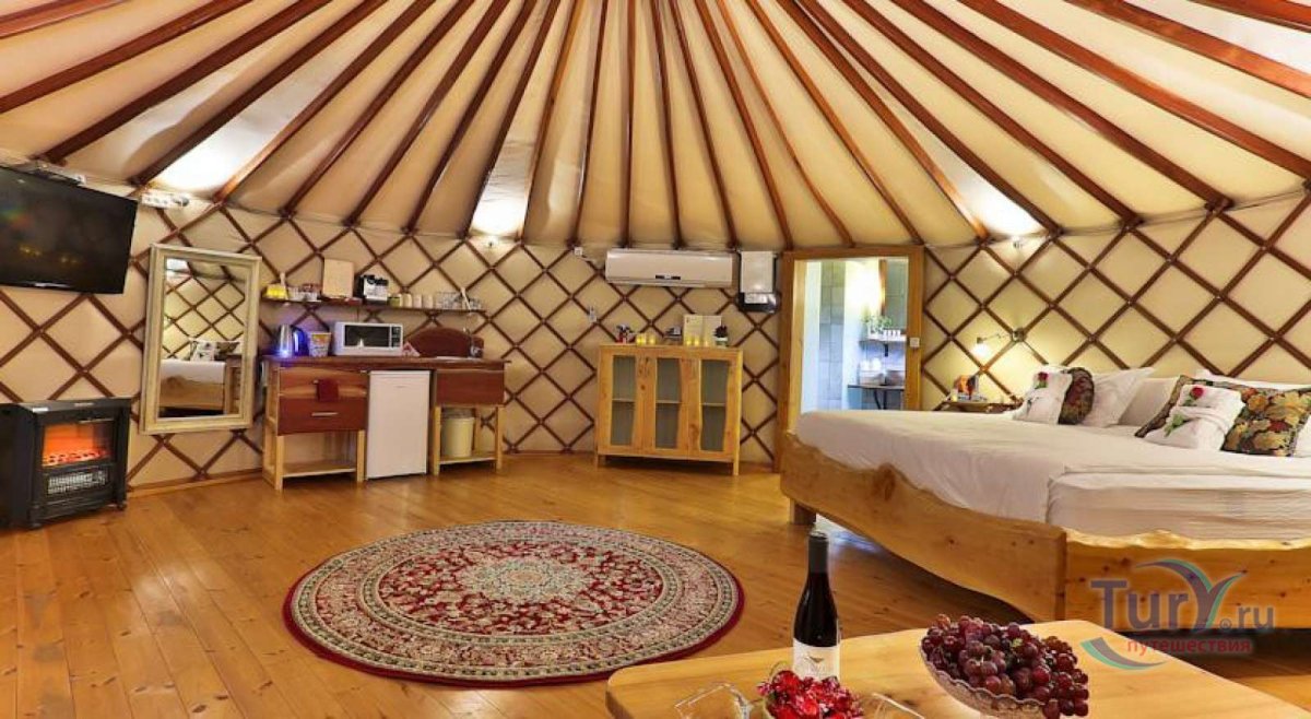 Хелиос юрта