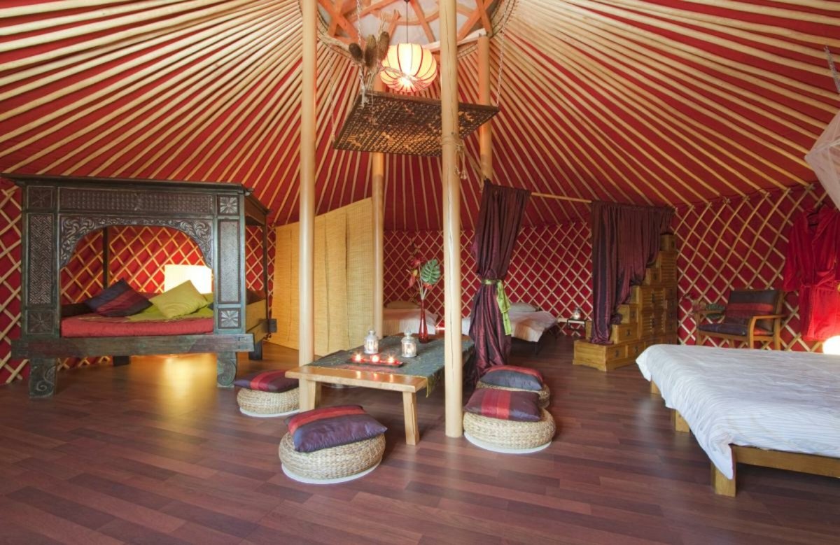 Юрта бурятская убранство внутри