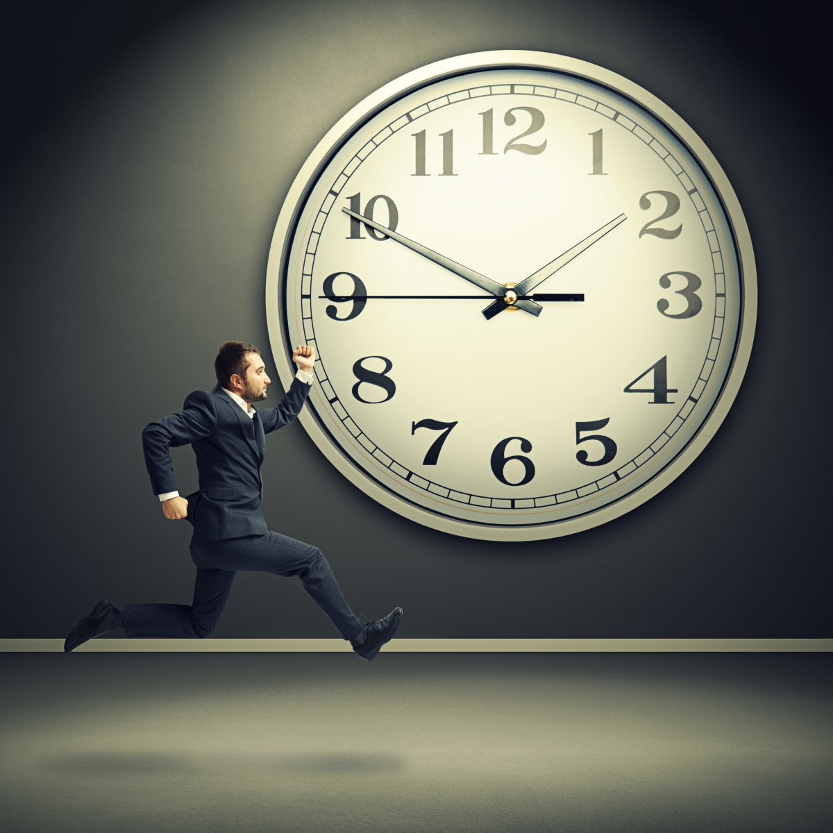 Человек с часами