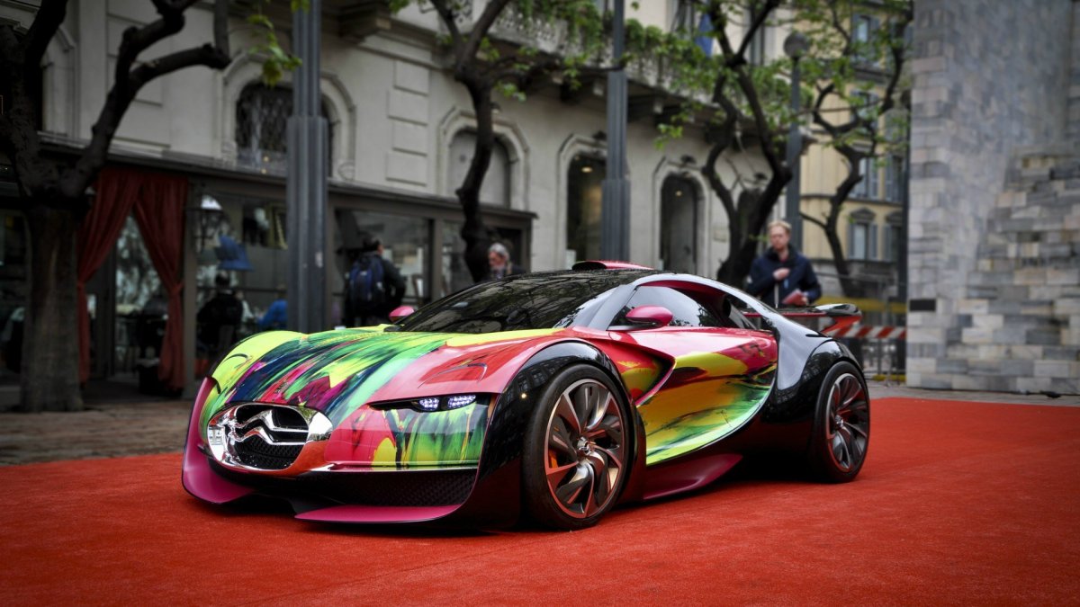 Разноцветные машины