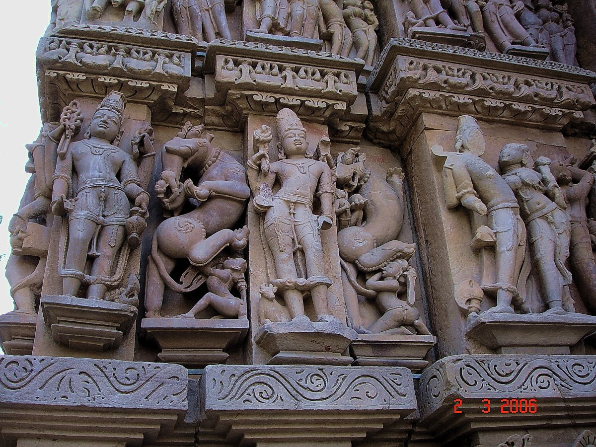 Храм Кхаджурахо Индия фрески