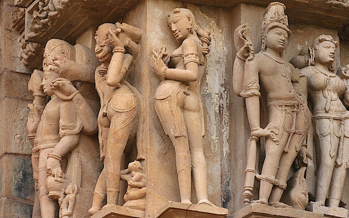 Храмы Кхаджурахо Апсара