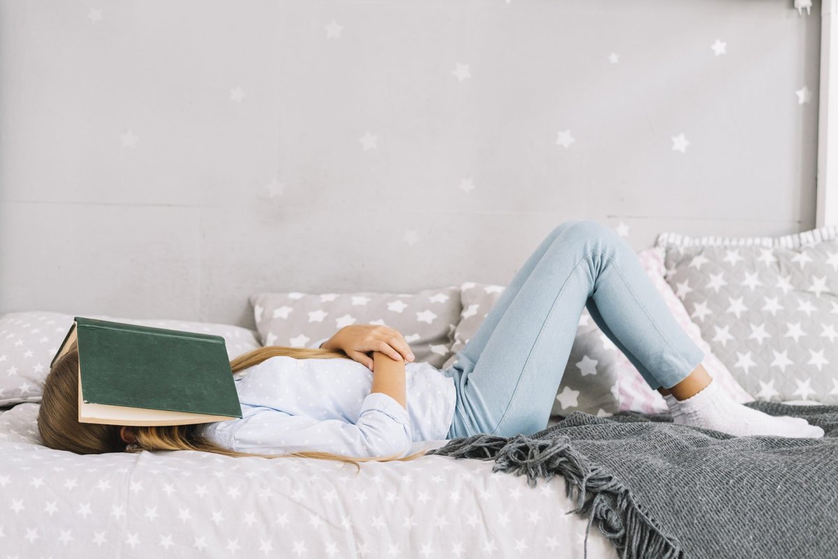 Ленивая девушка