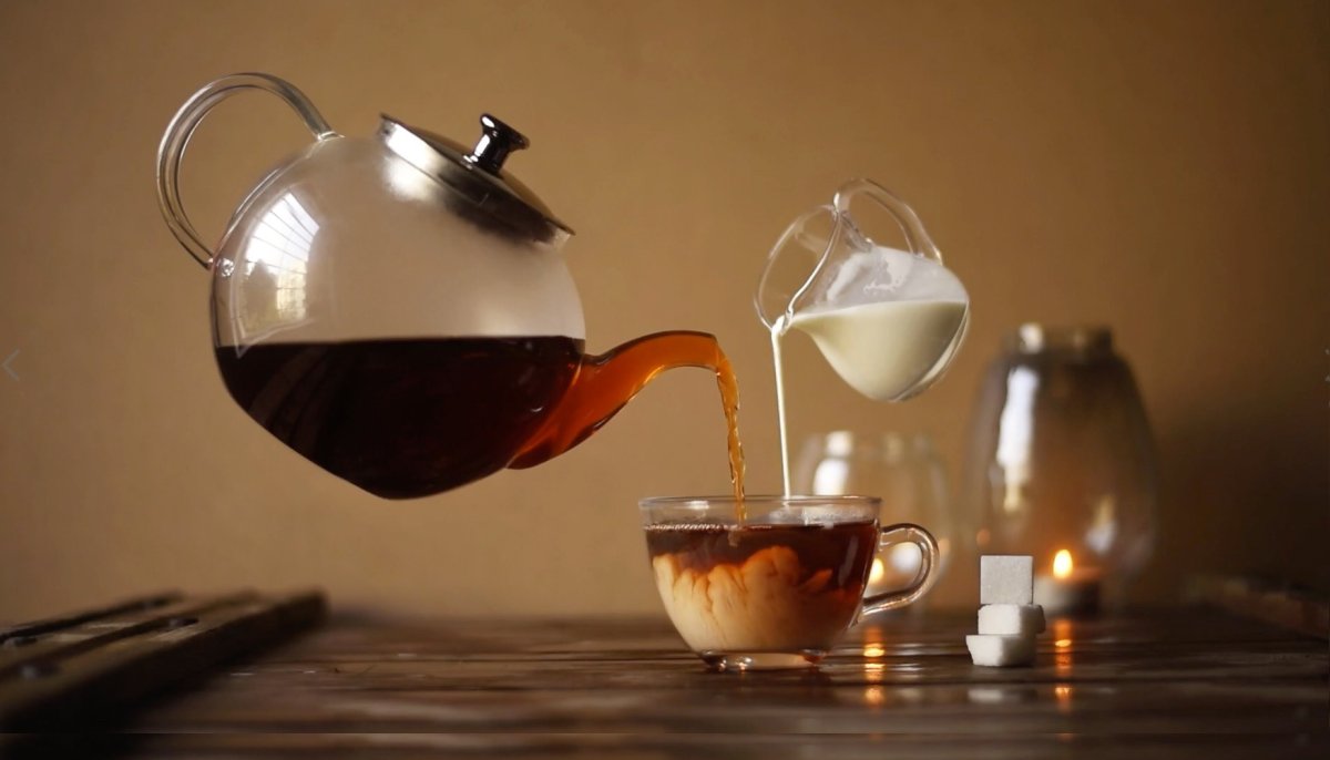 Чай с молоком