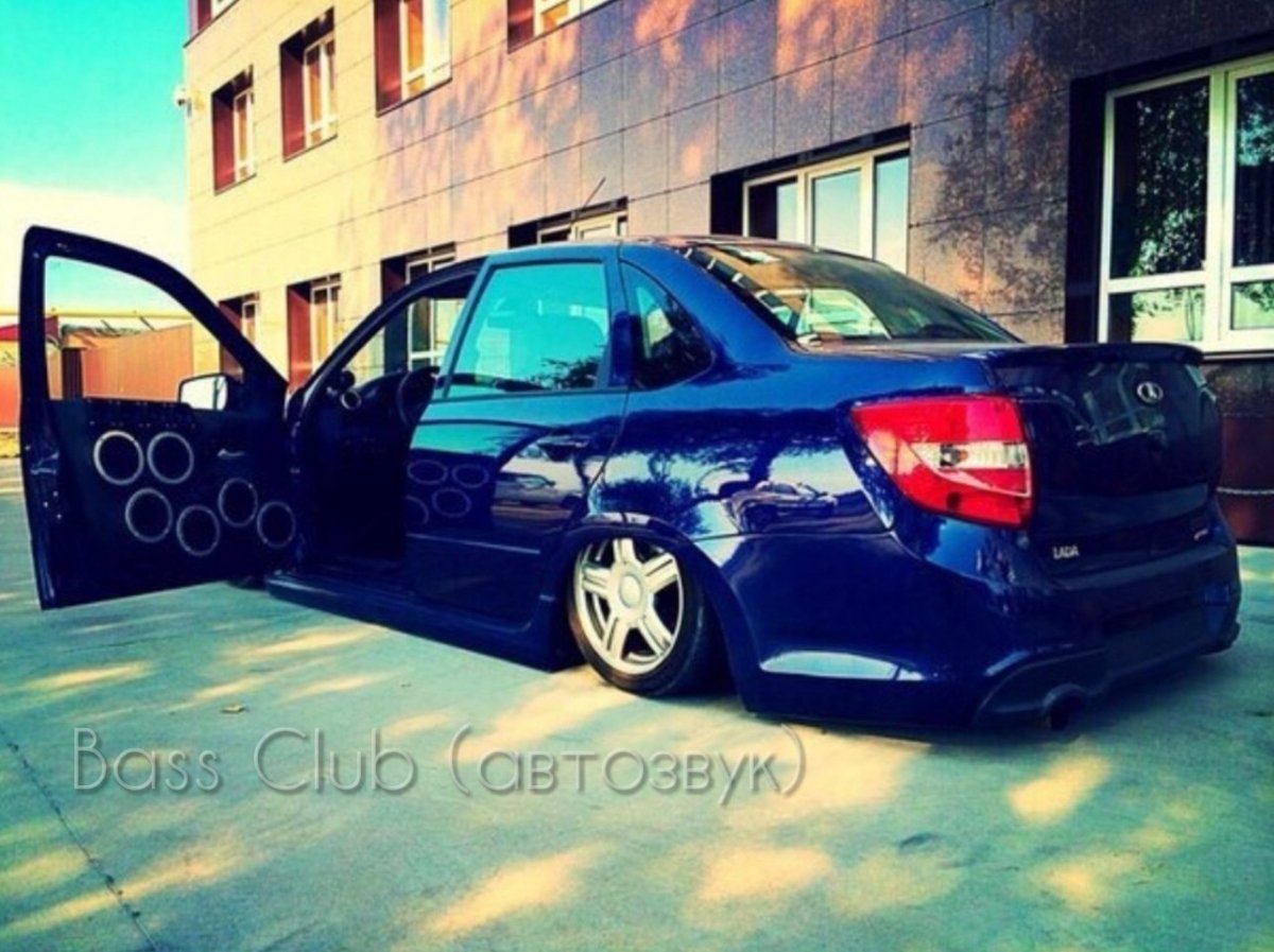 Парень на приоре