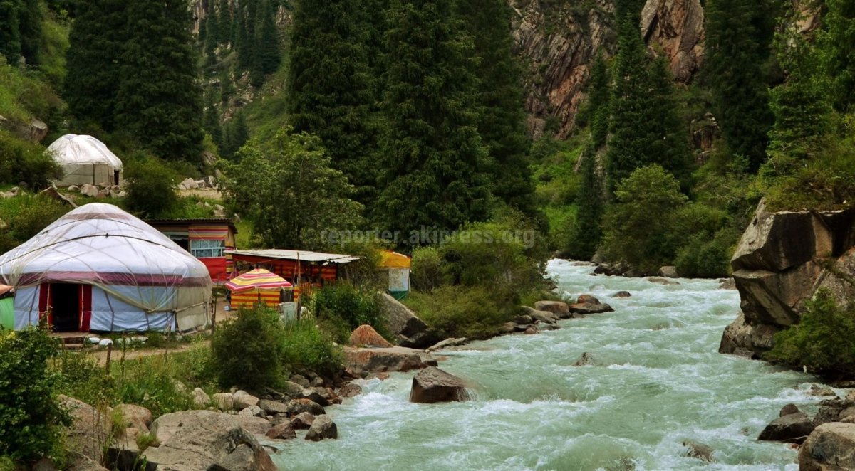 Ущелье Тургень АК Суу Киргизия