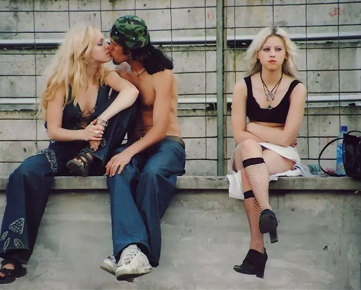 Третья лишняя подруга