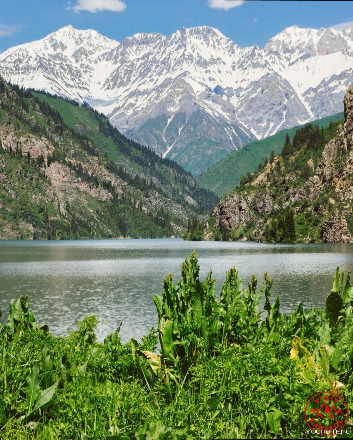 Озеро Сары-Челек Киргизия