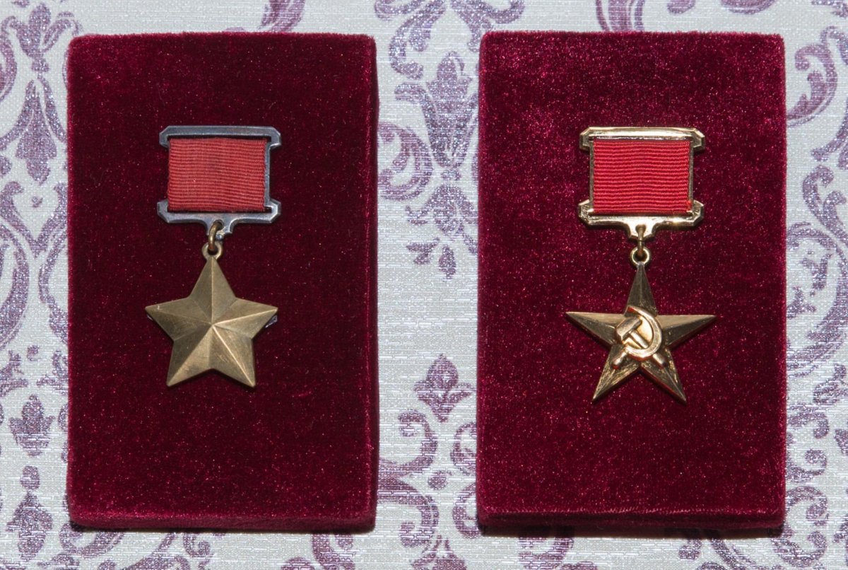 Орден звания героя советского Союза