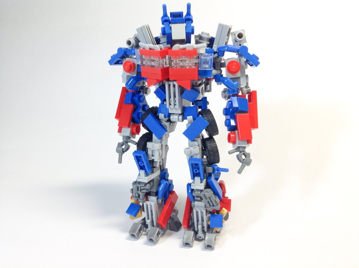 Лего робот Оптимус Прайм