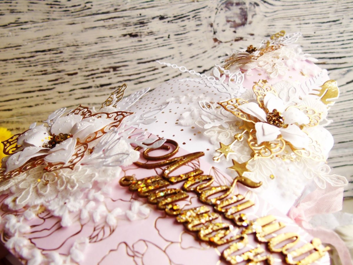 Украшение торта на золотую свадьбу