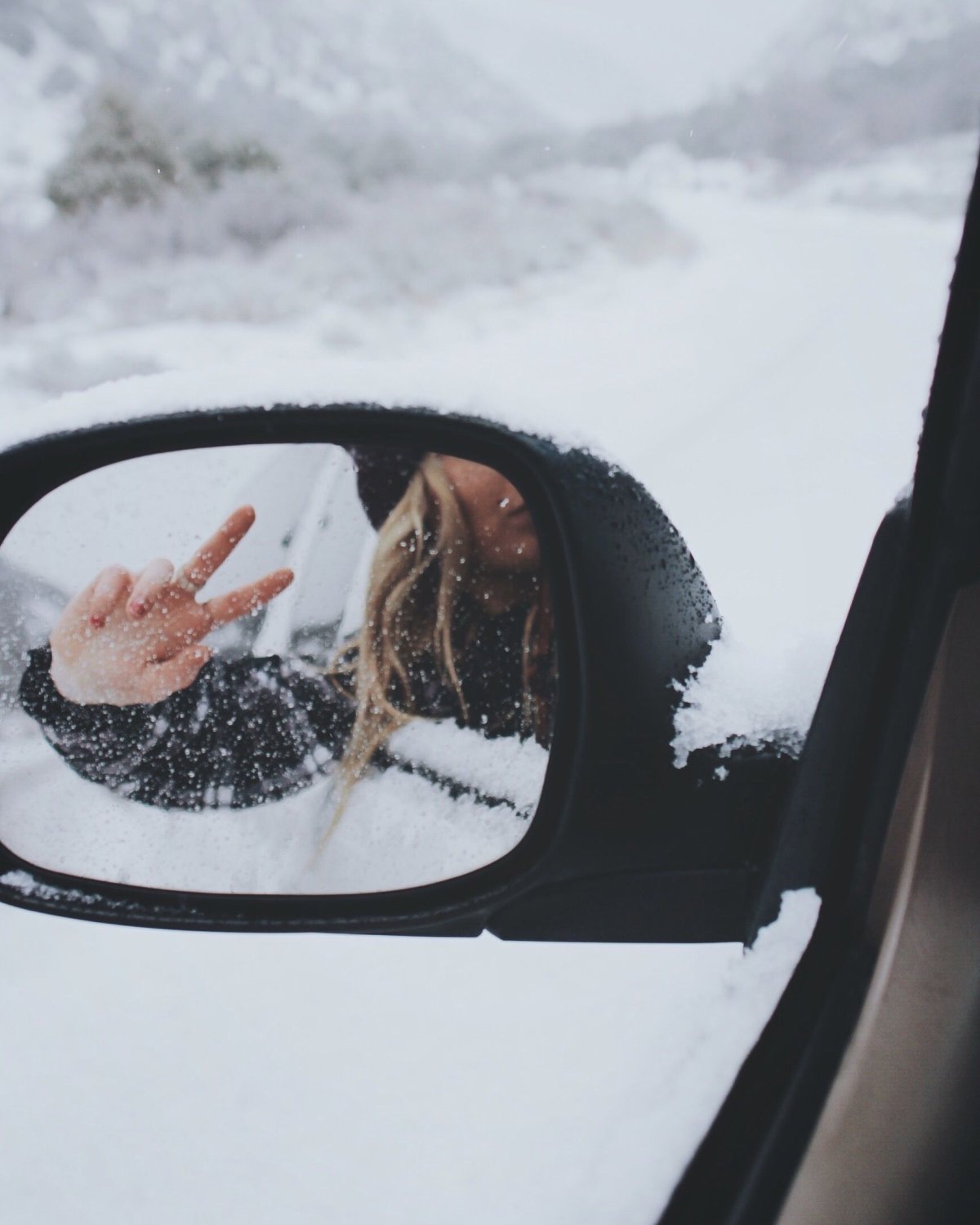 Зимнее путешествие на автомобиле