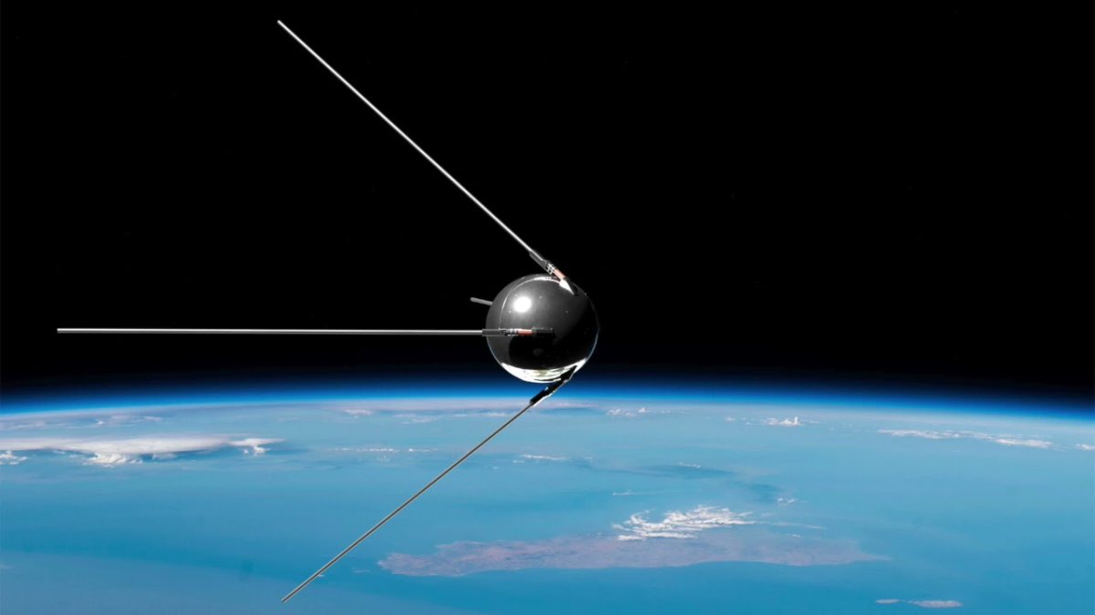 Естественные и искусственные спутники земли