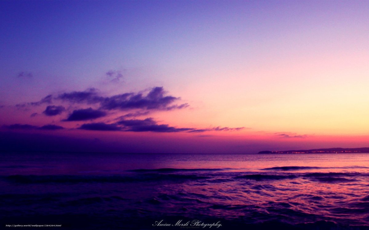 Фиолетово желтый закат