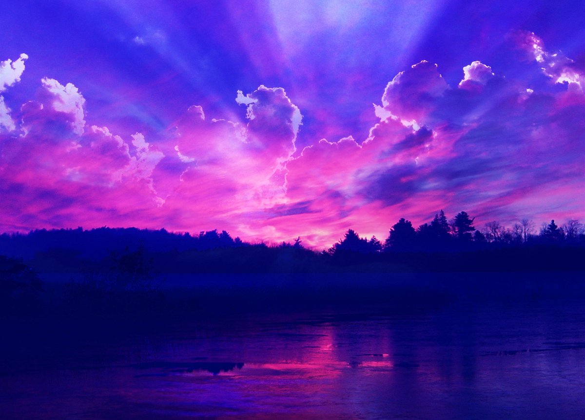 Фиолетовое солнце