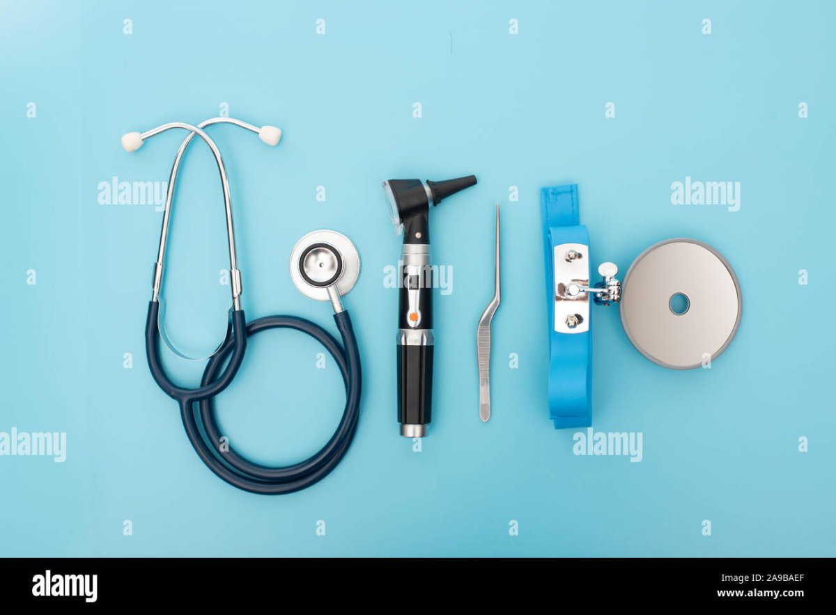 Название врача ухо горло нос