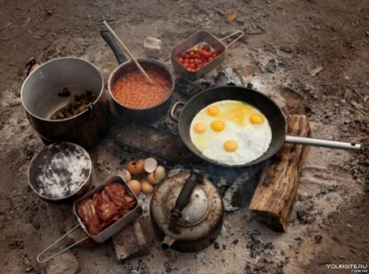 Завтрак на костре в походе