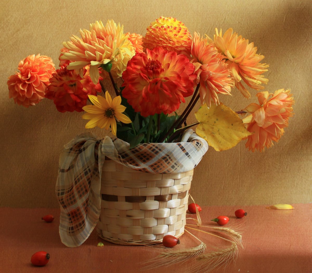 С днём рождения осенний букет