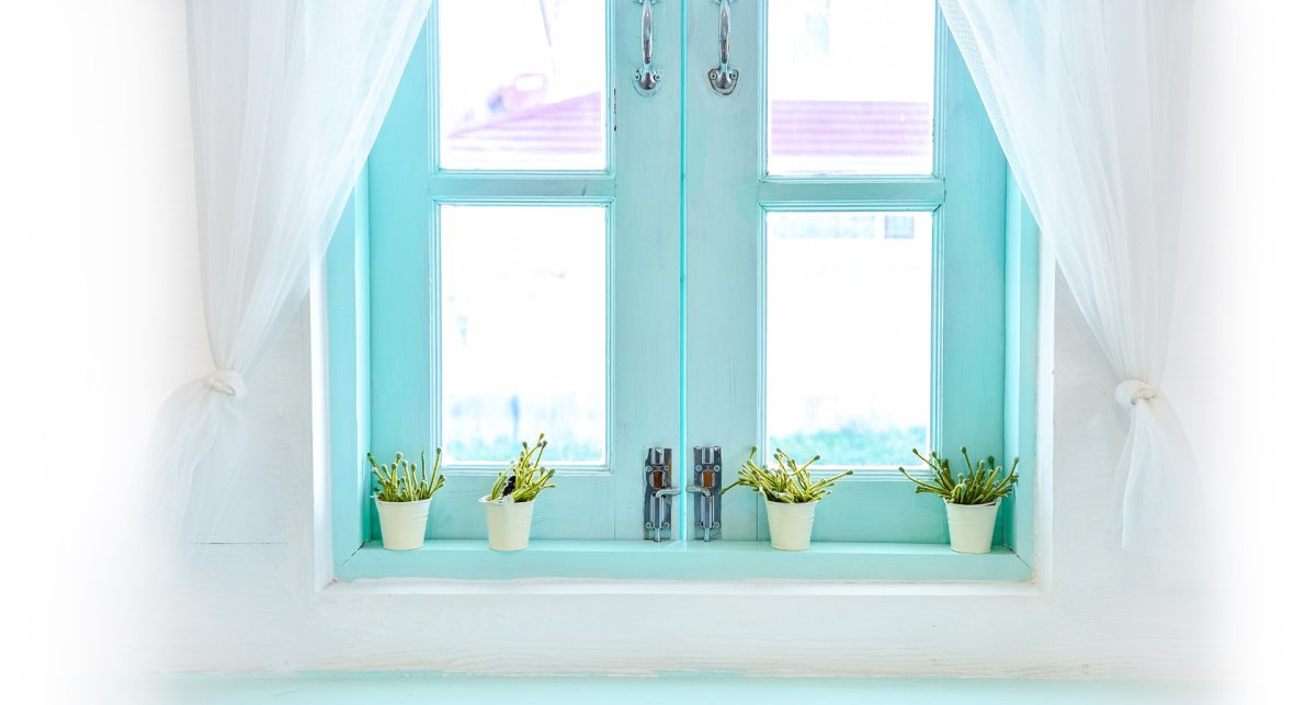 Цветные пластиковые окна