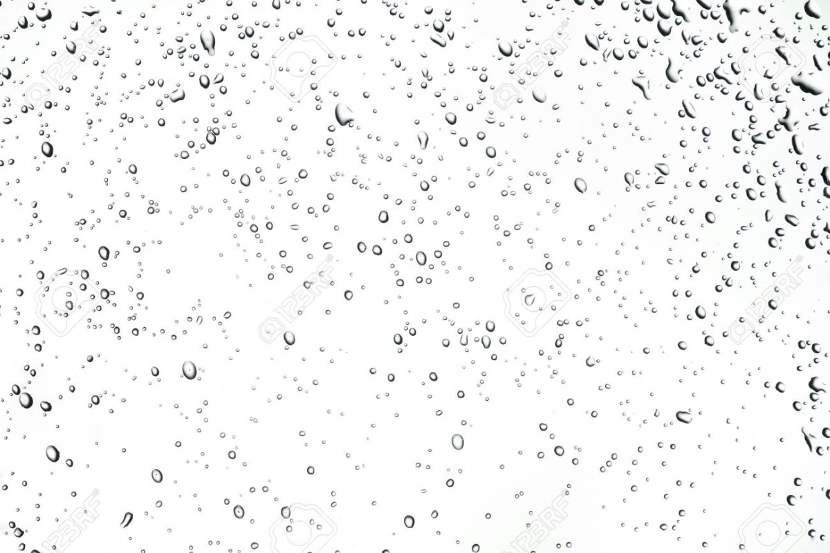 Капли от дождя на белом фоне