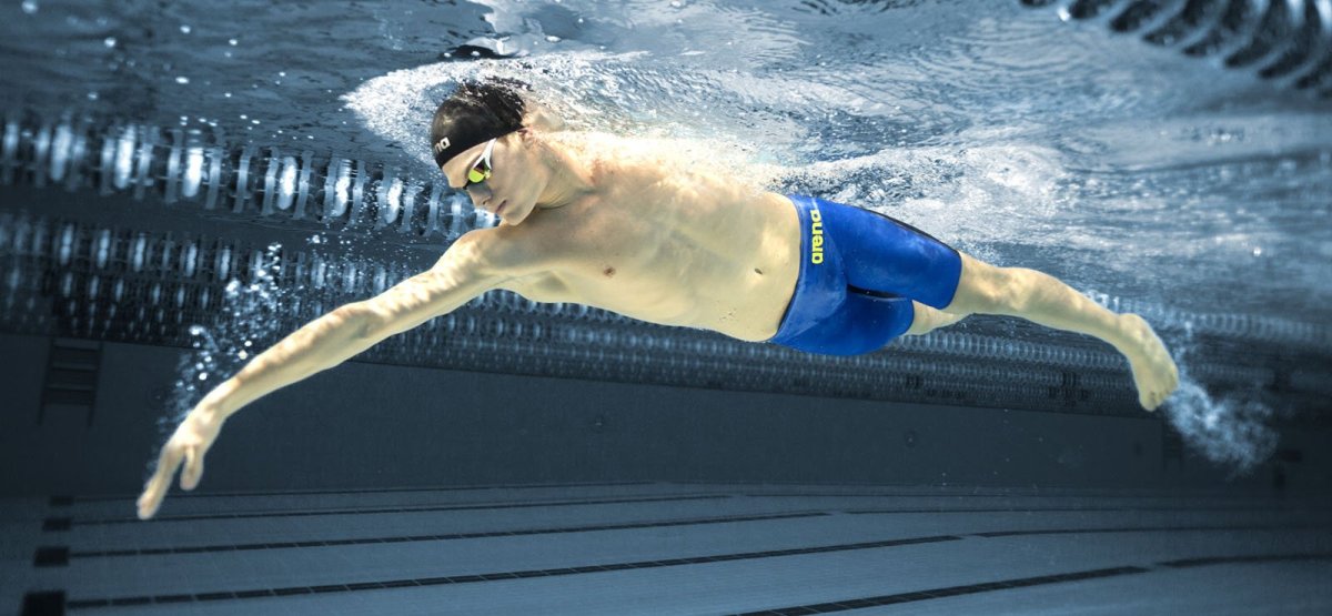 Пловцы в Arena