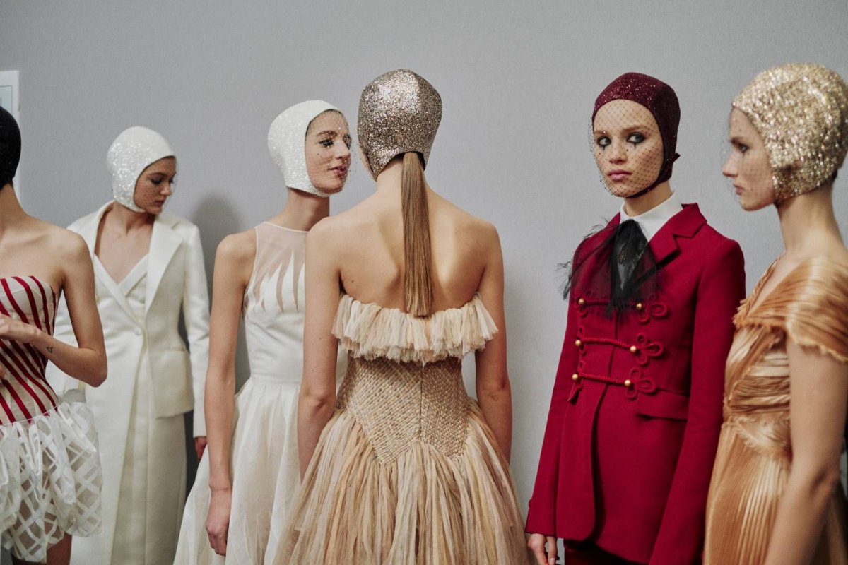 Платье от Кутюр диор Валентино