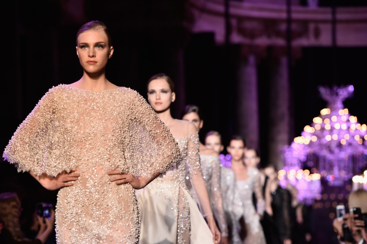 Elie Saab 2022 Fashion show