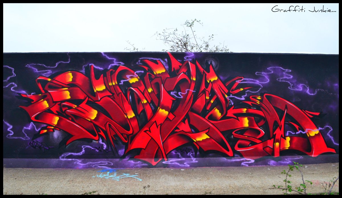 Vandal Carlos граффити